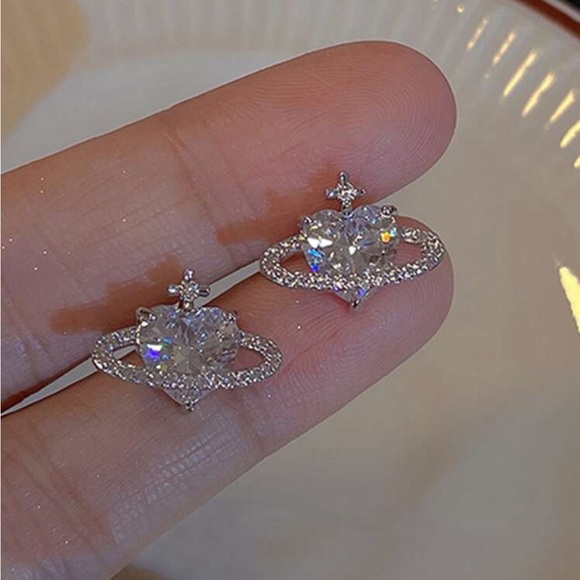 Luxe Angelic Aesthetic Saturn Planet Heart Cross Statement Earrings - Picture 4 of 7